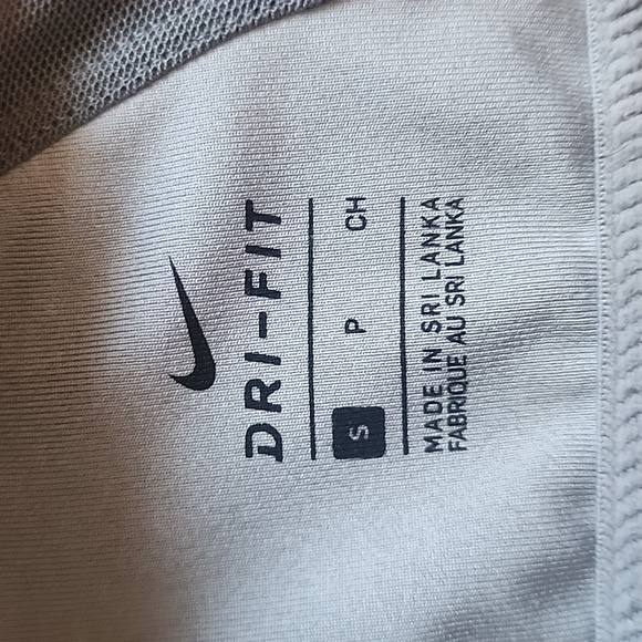 Sports bra - Picture 3 of 3